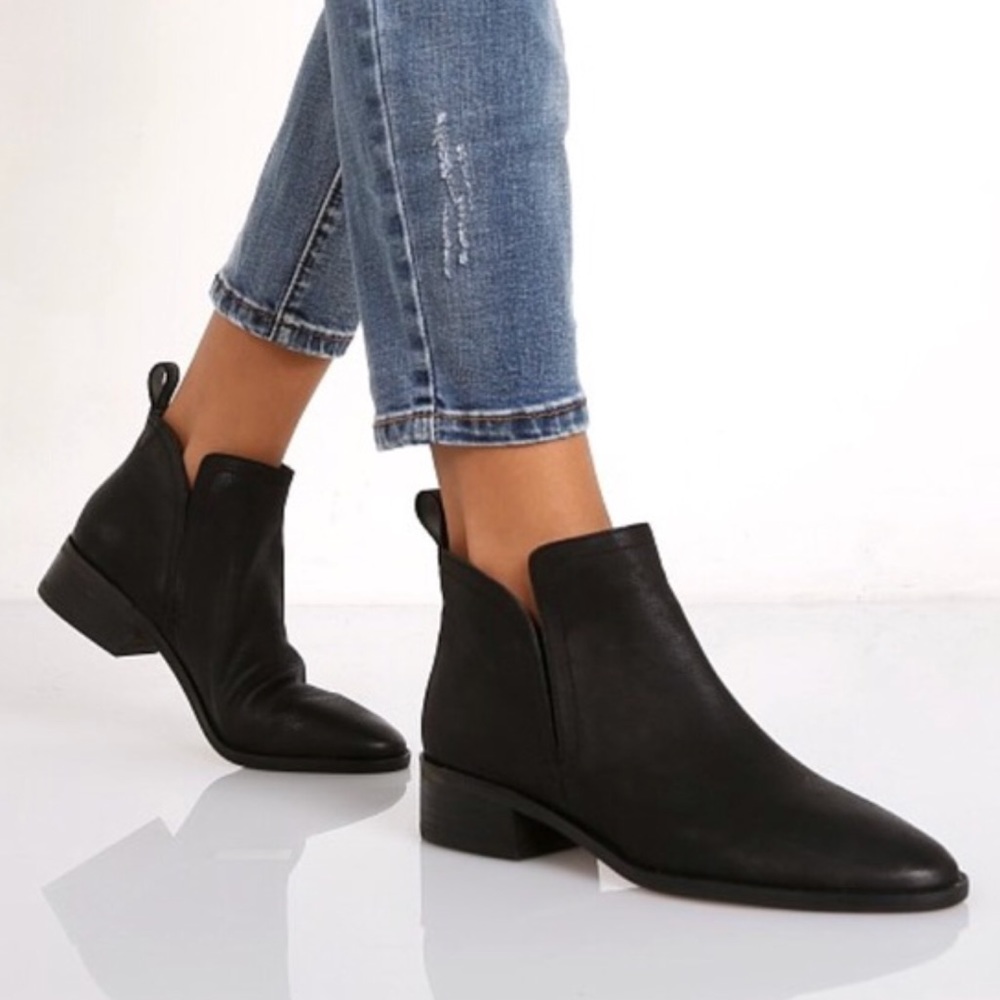 Dolce Vita Tessey Suede Booties - Main Image